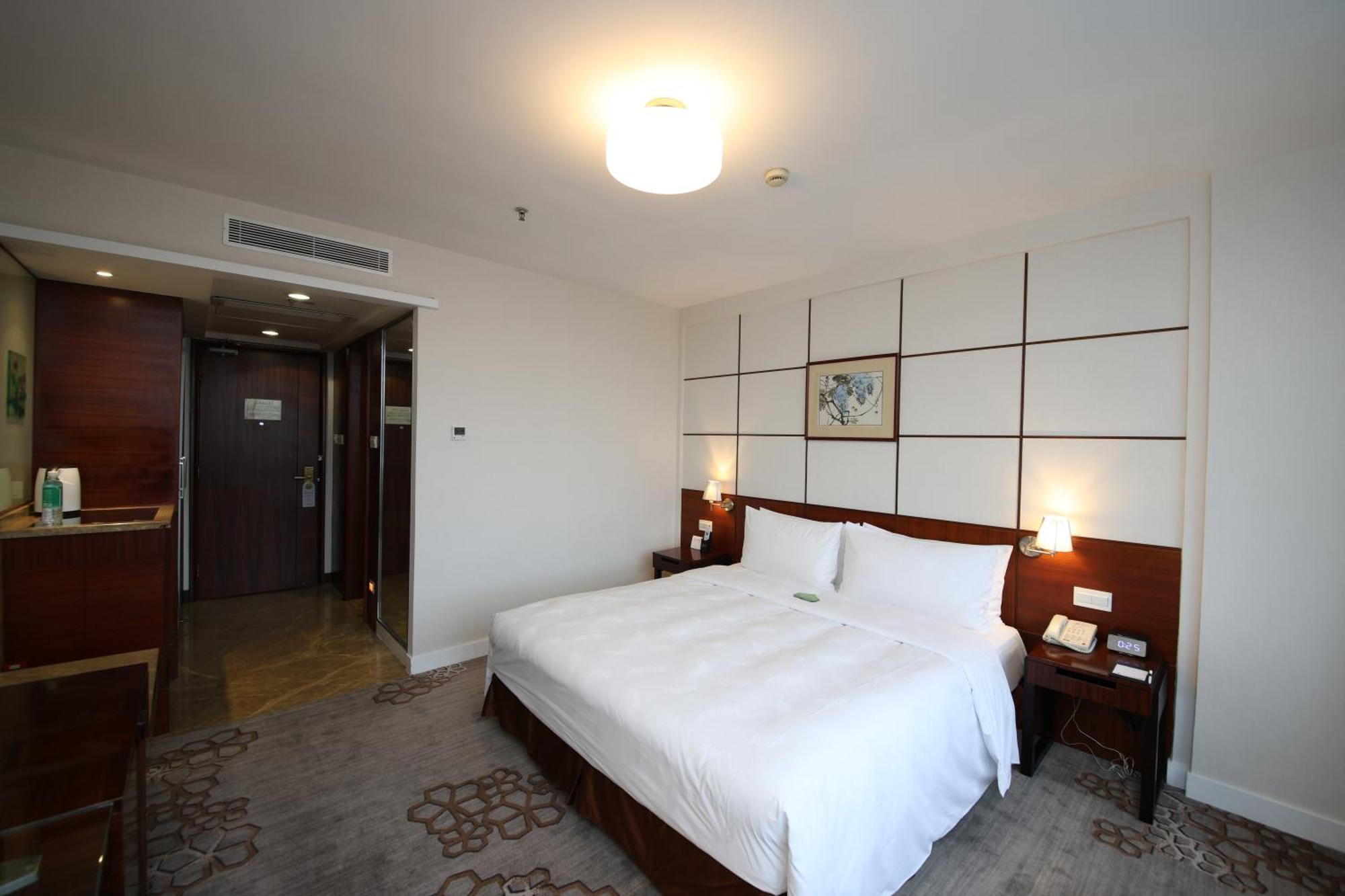 Liuhua Hotel Canton Esterno foto